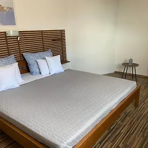 apartmani-mia-trogir.splithotels.org/